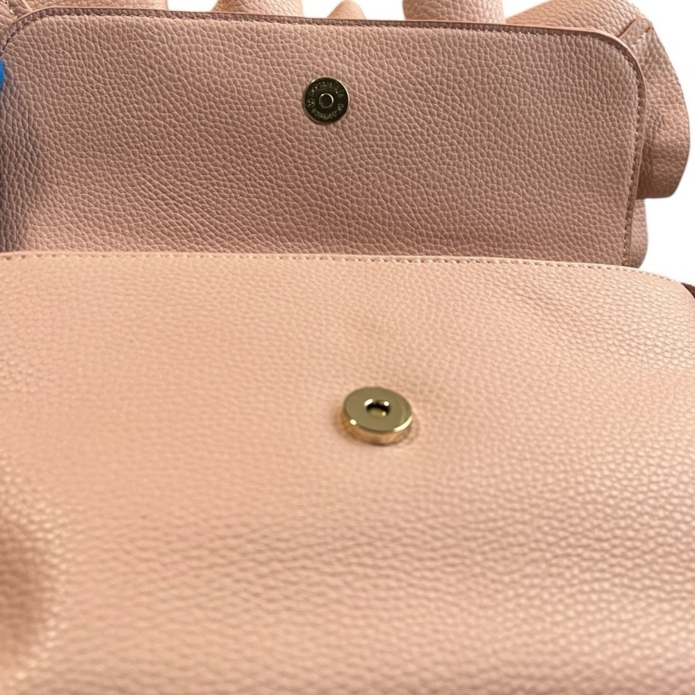 Kaari Blue Elegant Ruffled Pink Vegan Clutch - Picture 3 of 11